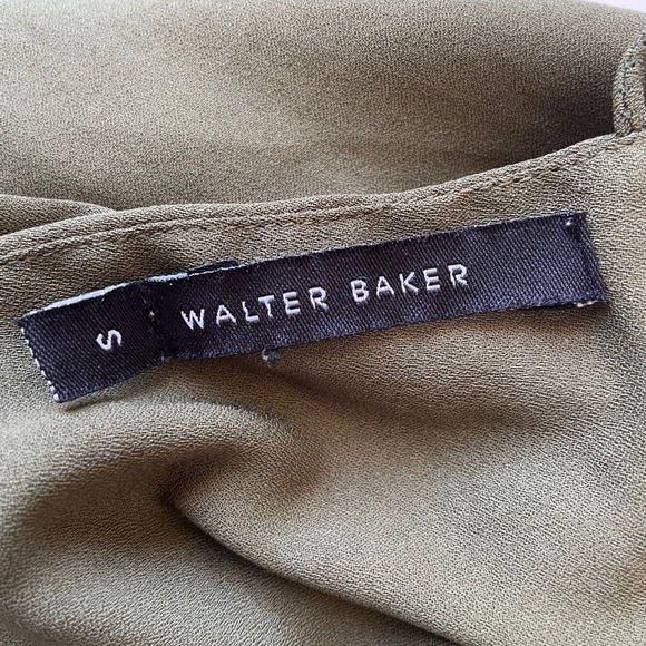 Walter Baker Olive 🫒 Green long sleeve top - Picture 3 of 4